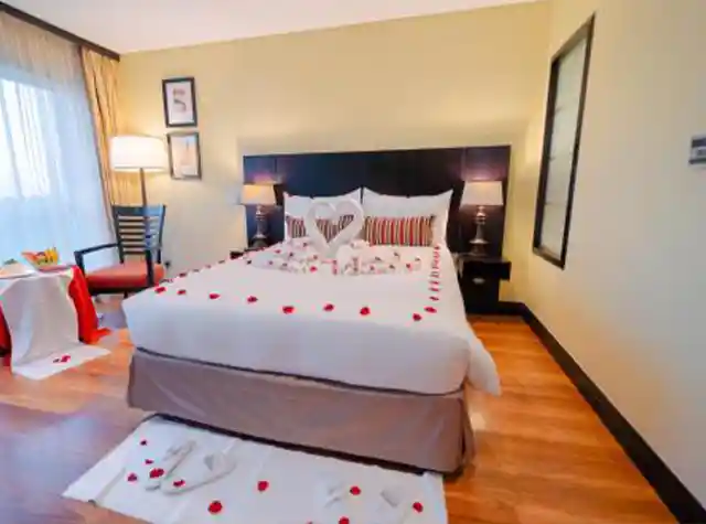 Mount Meru Hotel