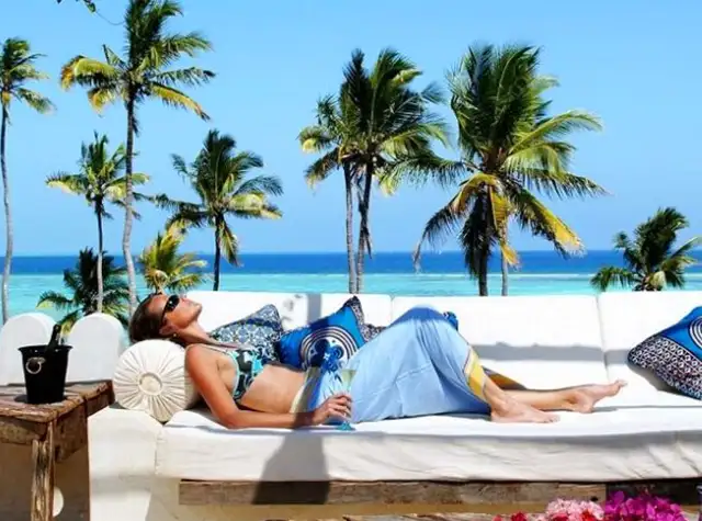 9 Days luxury Tanzania safari and Zanzibar beach holiday